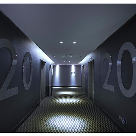 Pullman Santiago Vitacura Exterior foto Corridor